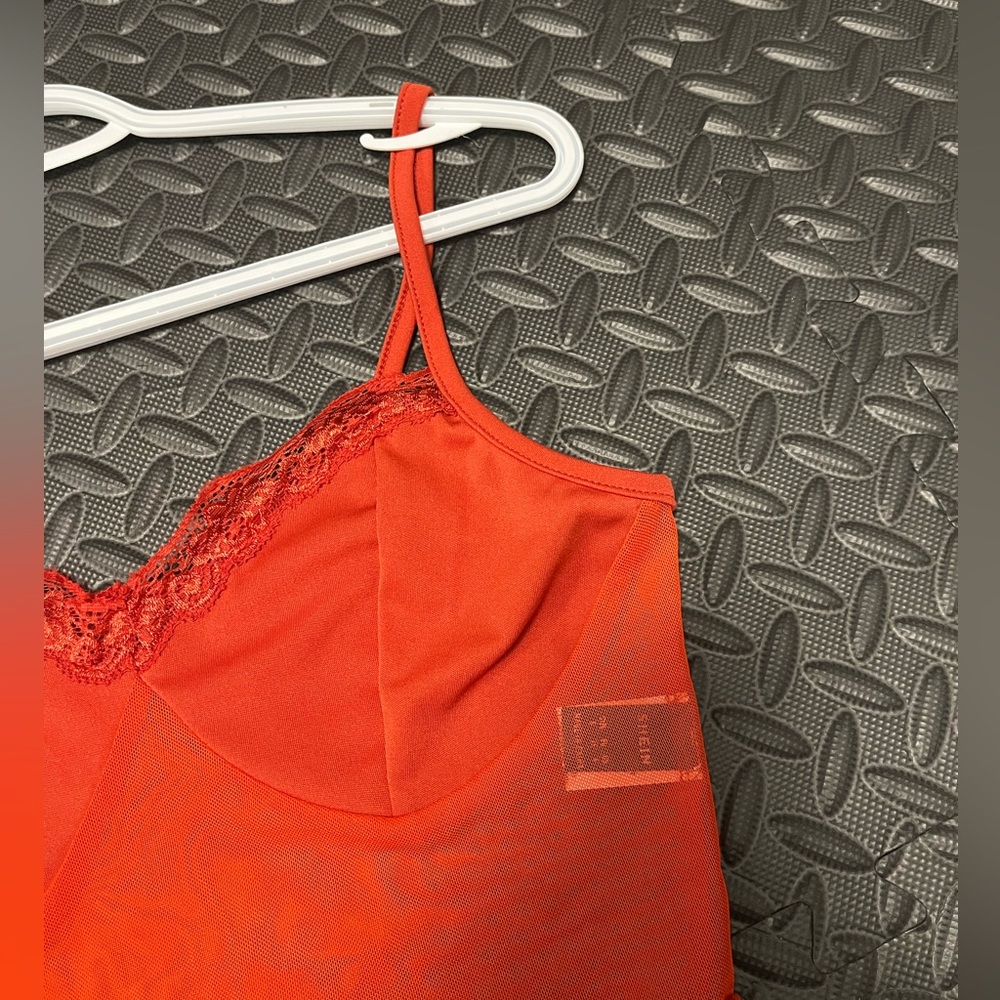 Red Lace Trim Cami - Picture 4 of 5